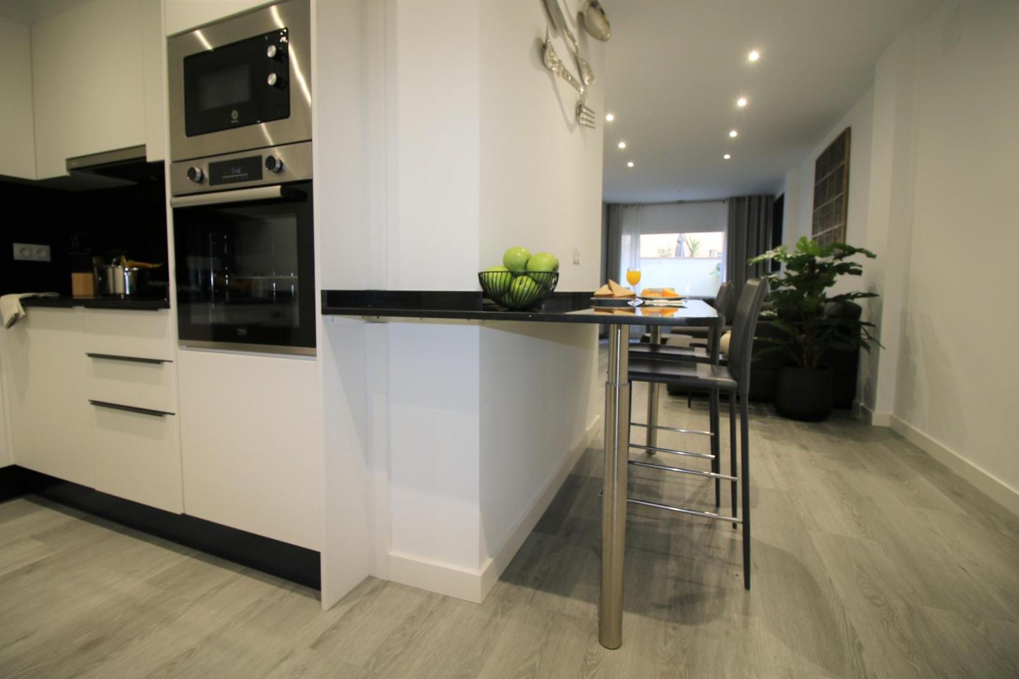Modern And Equipped With A Wonderful Terrace * Barcelona