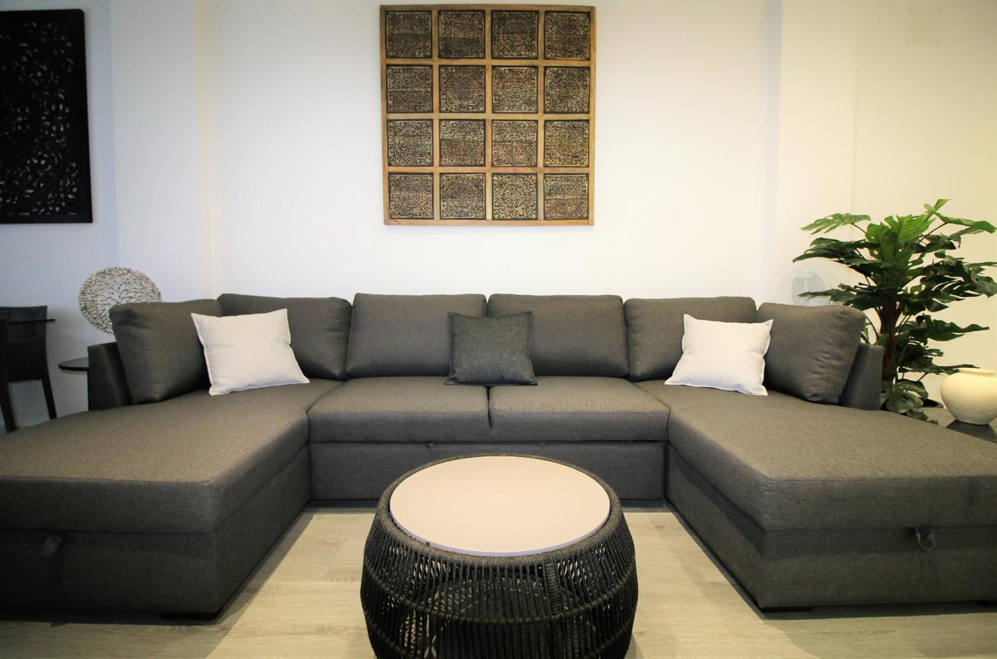Modern And Equipped With A Wonderful Terrace Apartment